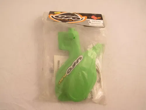UFO PLAST Brand New Plastic Replacement Kawasaki HAND GUARDS ka03709021 NOS NEW