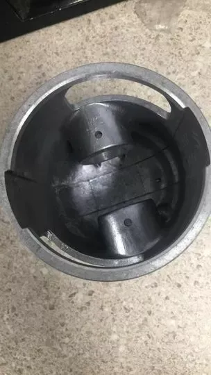 SUZUKI - 12120-15000 - OEM NOS LEFT SIDE PISTON