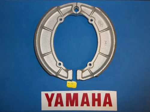 40-813 Emgo YAMAHA STREET BIKE REAR BRAKE SHOES 515* NON GROOVED