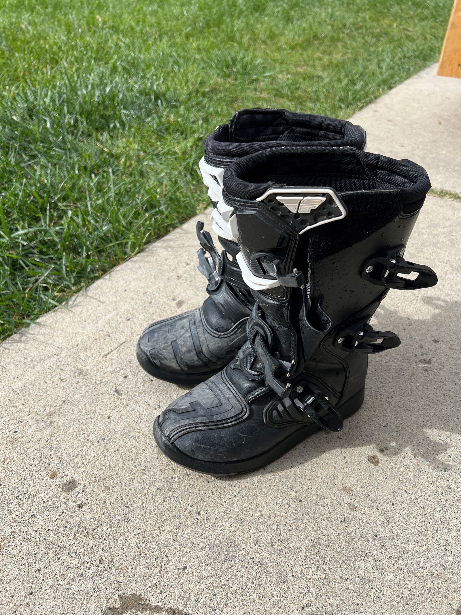 Youth Fly Racing Boots Size 6