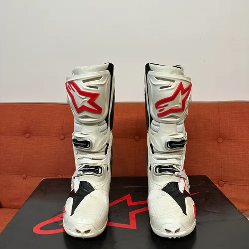 Alpinestars Tech 10 Super Vented 