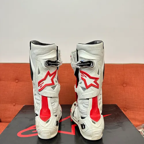 Alpinestars Tech 10 Super Vented 
