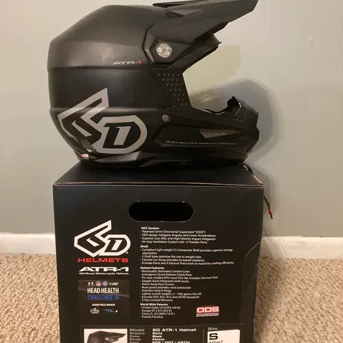 6D Helmets - Size S