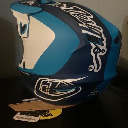Troy Lee Designs Helmets - Size S