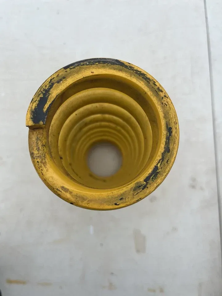 Stock 2003 Honda Cr125 Rear Spring Will Fit Cr125 Cr250 From 1990-2007 Yellow