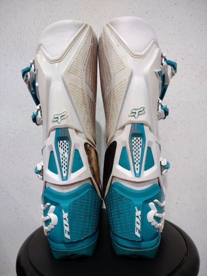 Fox Instinct Unreleased Color - Size 9