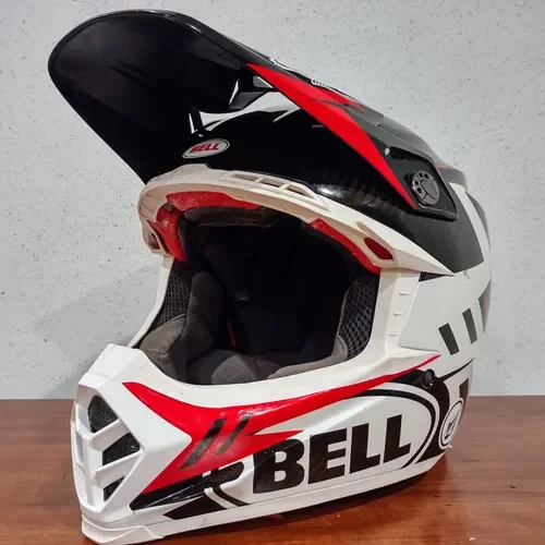 🎥 Review: Bell Moto-9 Flex Helmet - Transmoto