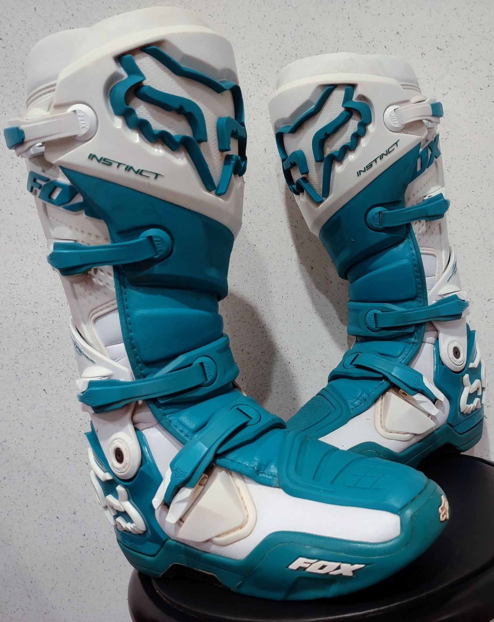 人気絶頂 Fox 9 Size - Color Unreleased Instinct バイクウェア・装備