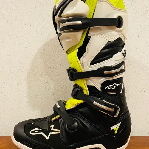 Alpinestars Tech 7 Boots - Size 10