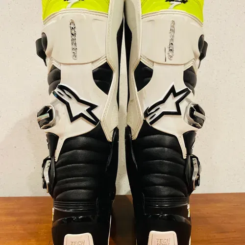 Alpinestars Tech 7 Boots - Size 10