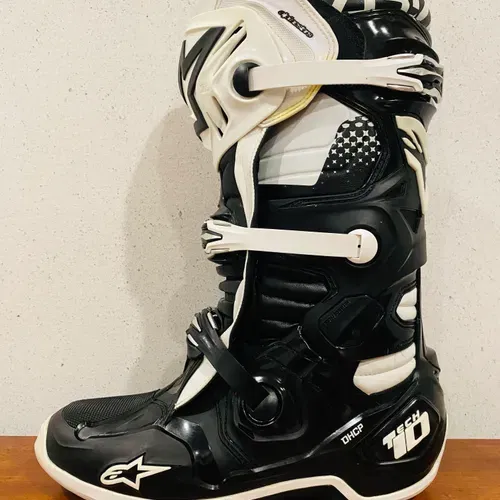 Alpinestars Tech 10 Boots - Size 12