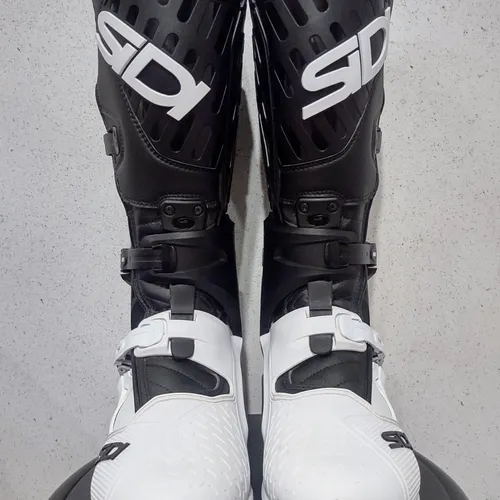 Sidi Atojo Boots - Size 11.7