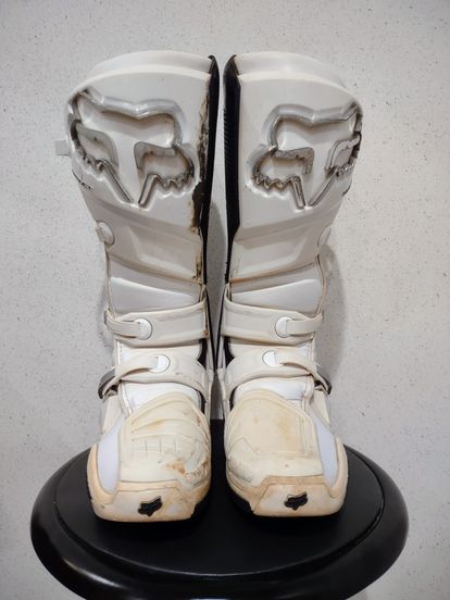 Fox Instinct Boots - Size 9