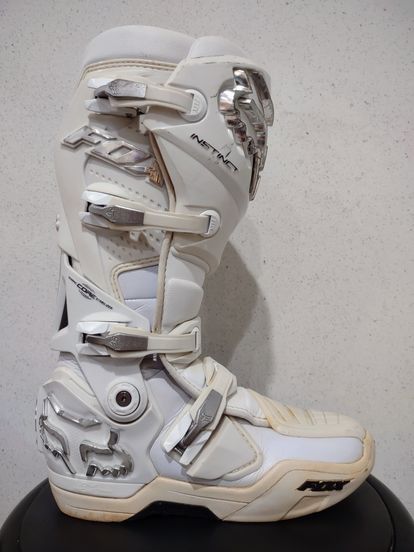 Fox Instinct Boots - Size 9