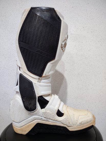 Fox Instinct Boots - Size 9