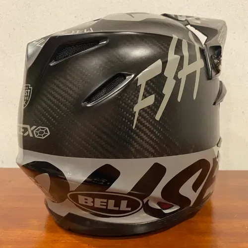 Bell Moto 9 Carbon Flex - Size Large