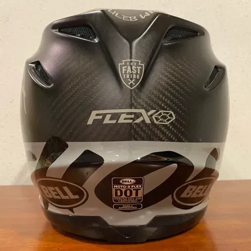 Bell Moto 9 Carbon Flex - Size Large