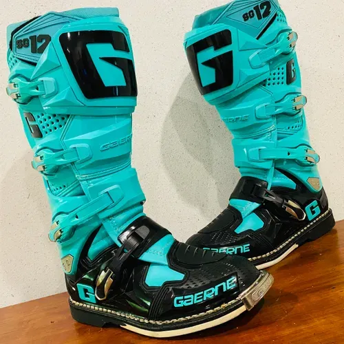 Gaerne SG12 Boots- Size 9
