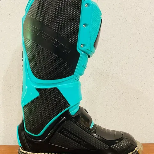 Gaerne SG12 Boots- Size 9