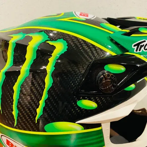 Bell Moto 9 Carbon Flex - Size XXL (NEW)