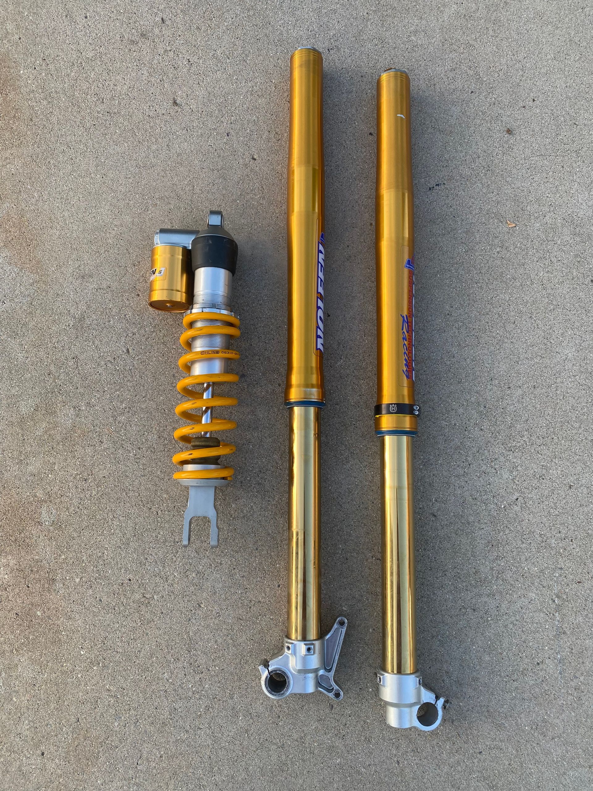 Ohlins r15 v3 hotsell