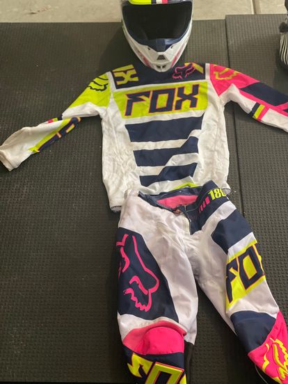 Youth Fox Racing Apparel - Size S