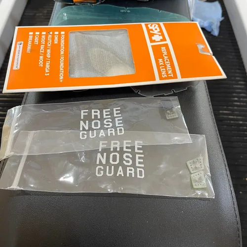 Spy Klutch goggles set