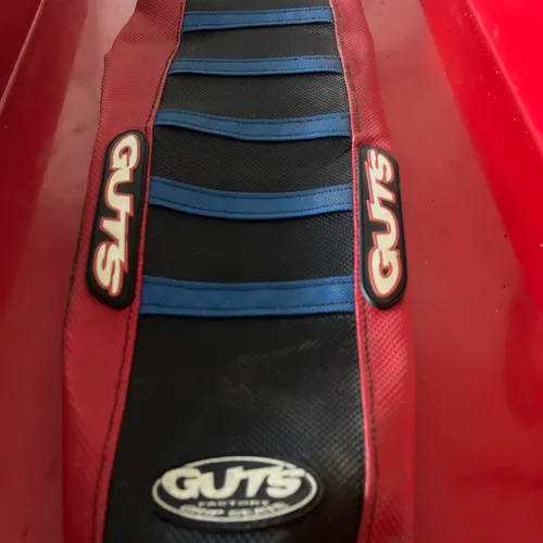 GUTS Seat Cover 