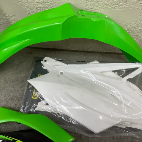 Kawasaki KX250F KX450F Plastic Set