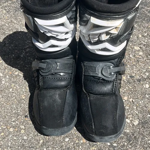 Youth Fly Racing Boots Size 1 MX Locker