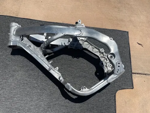 2024 Kawasaki KX250 Frame Chassis Main Frame Only OEM  2021 2022 2023 mso title