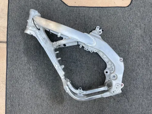 2024 KX250 main frame oem kawasaki kx250f 250f kx 1