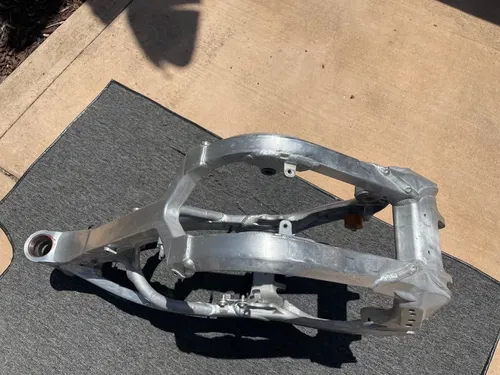 2024 KX250 main frame oem kawasaki kx250f 250f kx