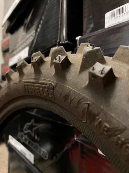 Pirelli Scorpion MX32 Mid Soft Front Tire - 70/100-17 40M