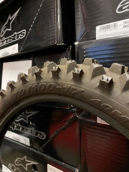 Pirelli Scorpion MX32 Mid Soft Front Tire - 70/100-17 40M