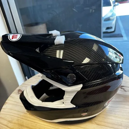 	BELL Moto-10 Spherical MIPS Helmet (Gloss Black/White - Large)