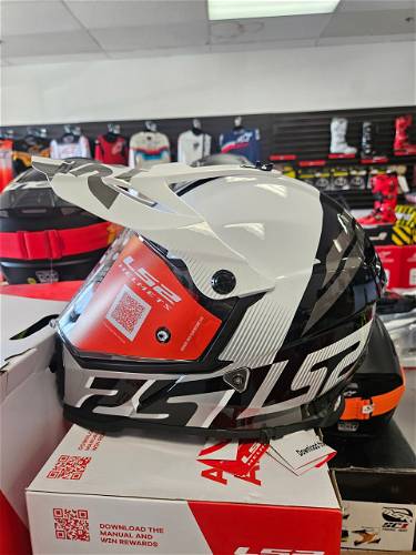 LS2 Blaze Sprint Helmet - Size XL