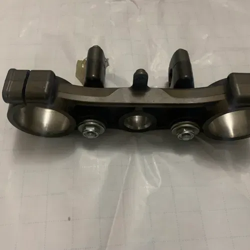 Top Clamp
