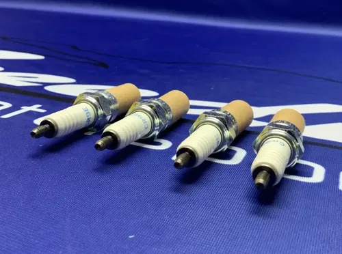 NGK Spark Plug (Pack of 4) CR9E