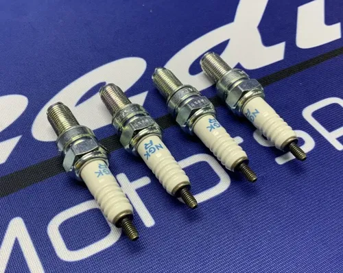 NGK Spark Plug (Pack of 4) CR9E