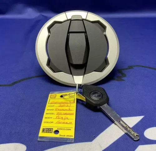 Kawasaki Gas Cap W/ Key ZX10RR 2021-2025 OEM 51049-0756