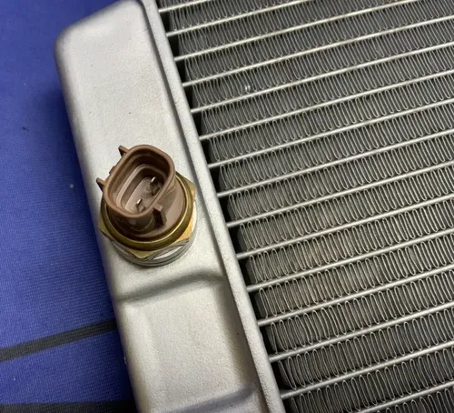 Kawasaki Radiator ZX-6R/RR 2003-2004 OEM 39061-0010