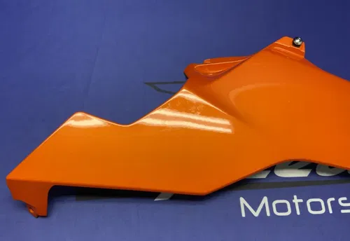 Yamaha Right Lower Fairing (Orange) YZF-R6 2017-2024 OEM BN6-28395-00-P5
