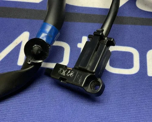 Yamaha Left Handlebar Switch Assembly YZF-R3 2019-2024 OEM BS7-H3972-01-00