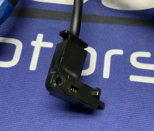 Yamaha Left Handlebar Switch Assembly YZF-R3 2019-2024 OEM BS7-H3972-01-00