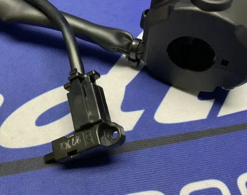 Yamaha Left Handlebar Switch Assembly YZF-R3 2019-2024 OEM BS7-H3972-01-00