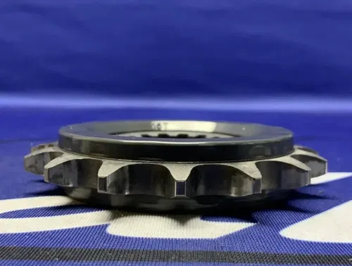 Yamaha Front Sprocket (16T) YZF-R9 2025 OEM 2CR-17460-00-00