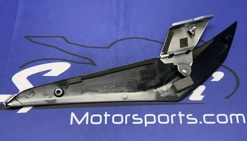 Suzuki Right Front Frame Cover GSXR-1000/R 2017-2025 OEM 47511-17K01