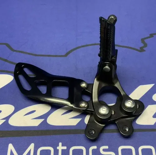 Suzuki Left Rear Set GSXR 600/750 2016-2025 OEM 43526-37H10