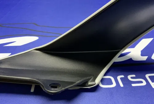 Yamaha Right Tail Fairing (Gray & Blue) YZF-R6 2017-2024 OEM BN6-W2172-50-P5